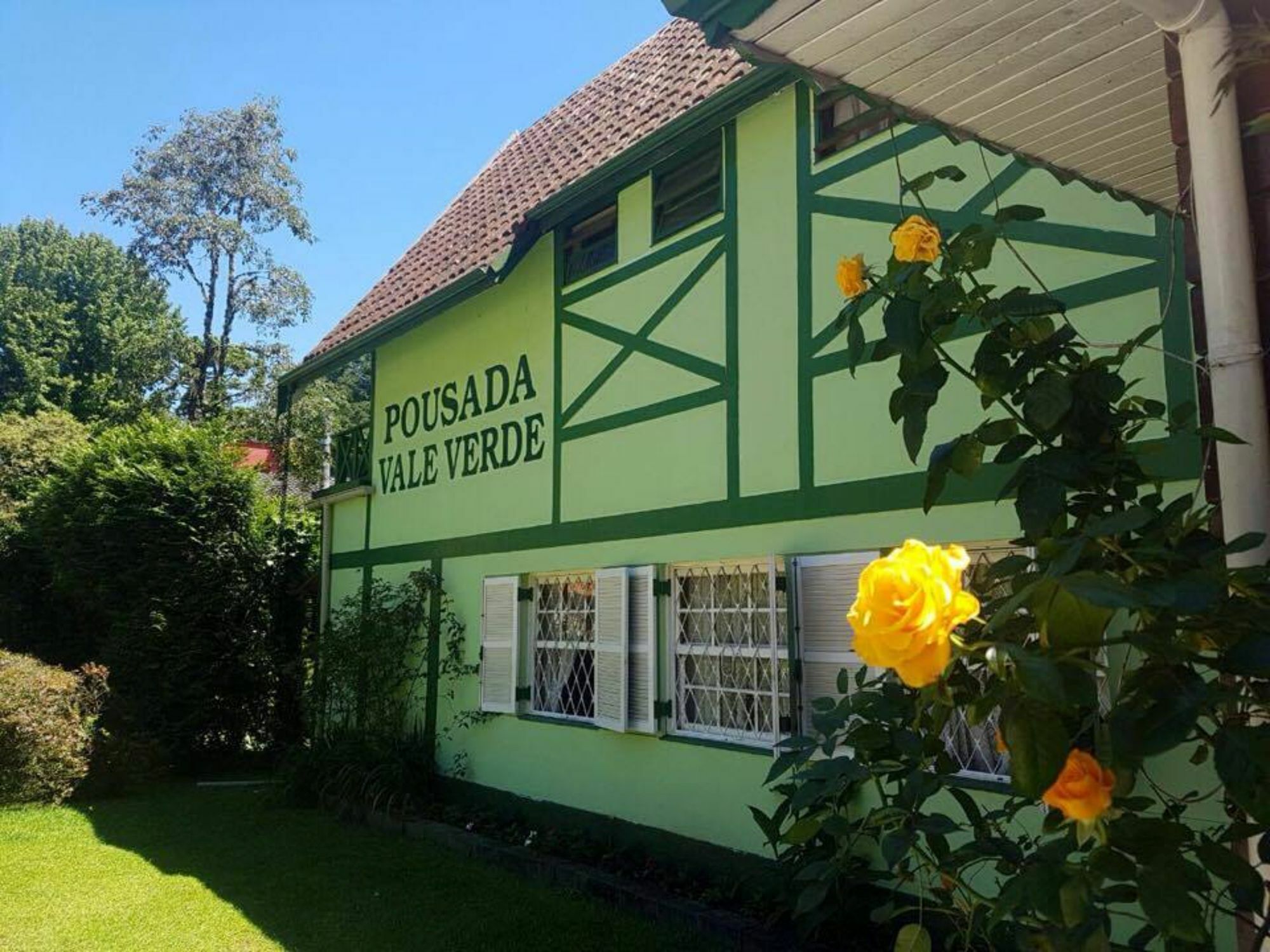 Campos do Jordão Pousada Vale Verde מראה חיצוני תמונה